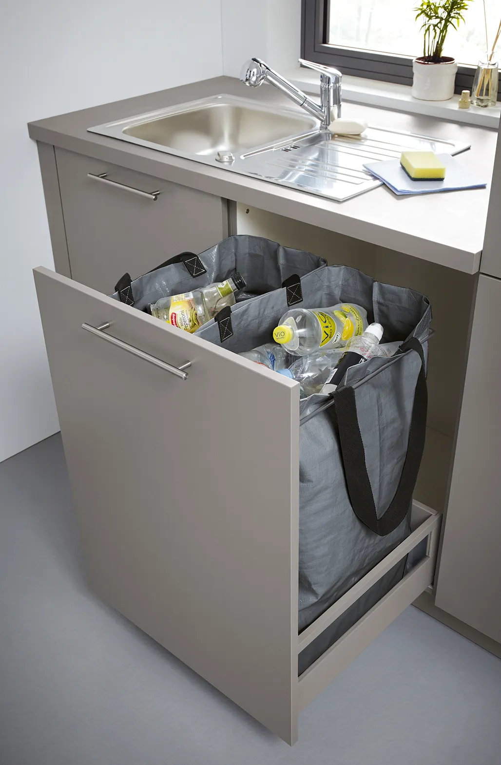 NOV-K275_HWR_US_Recycling_2020.webp