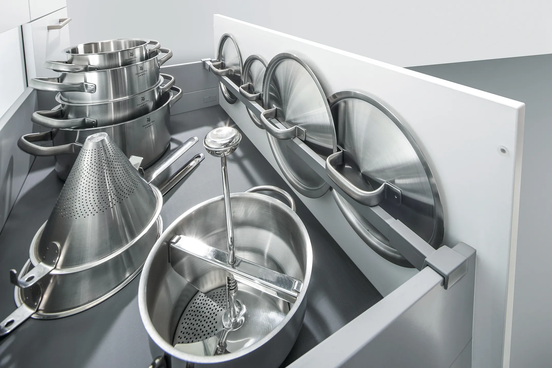 Auszug-Topfdeckelhalter_2020.webp