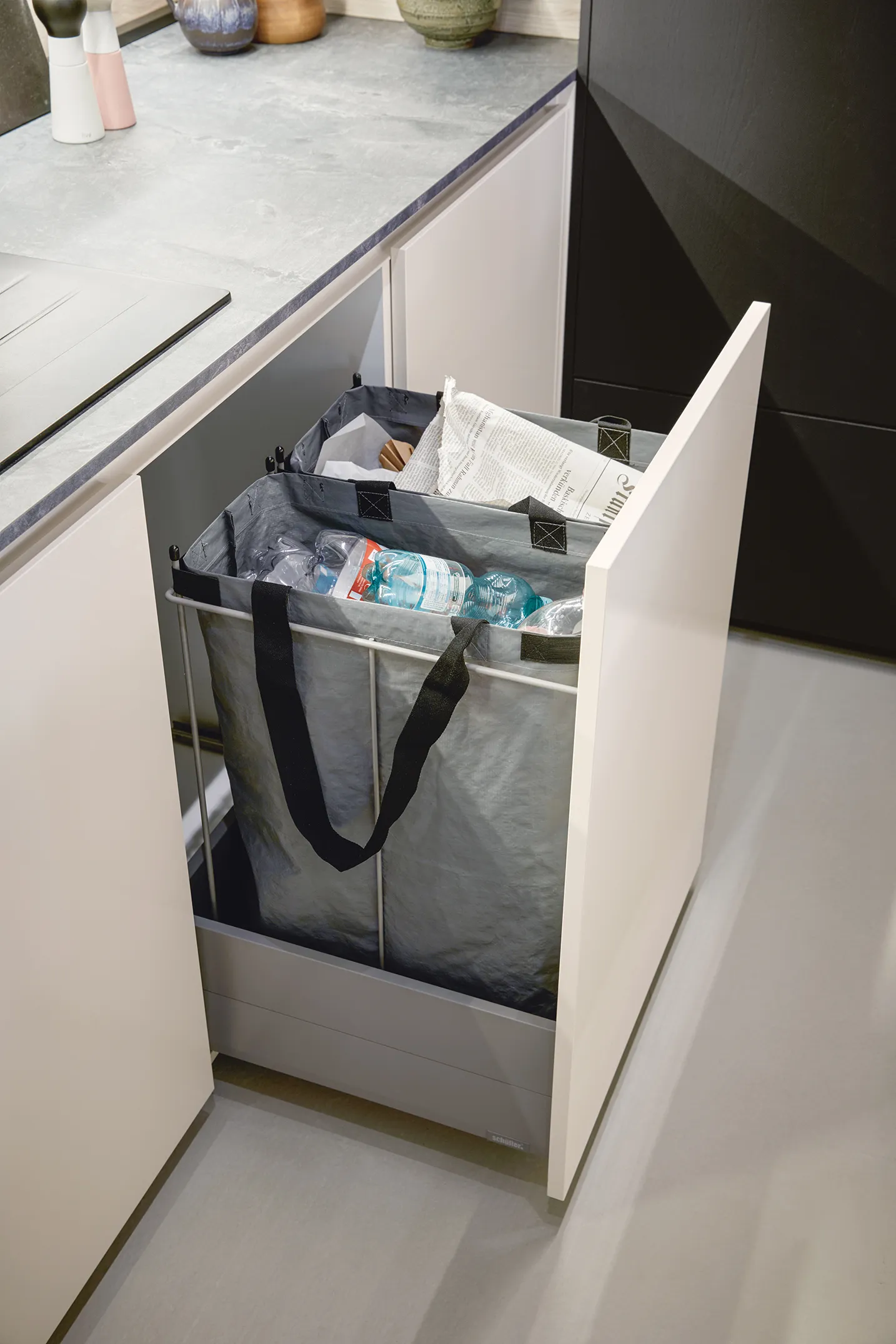 FIO-L096U_AVO-L772U_Auszug-2_2022.webp